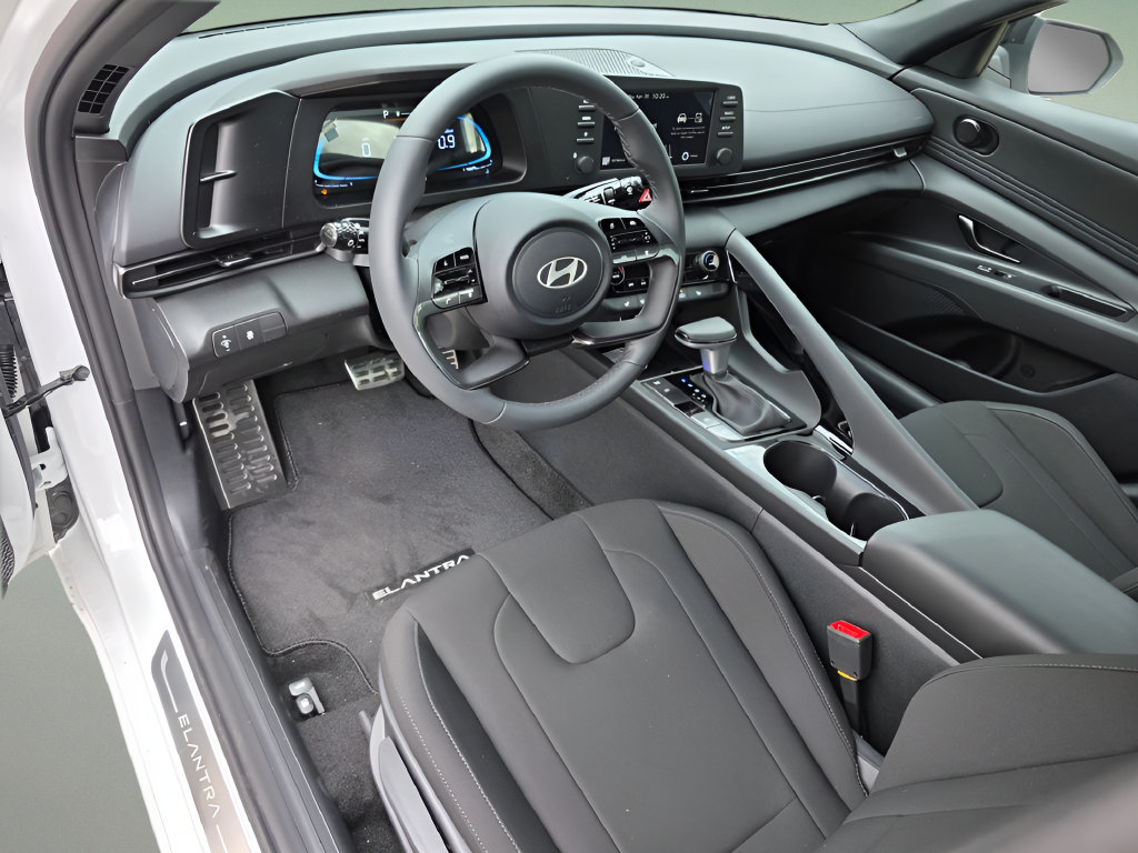 New 2026 Hyundai Elantra SEL Sport Premium FWD image 11