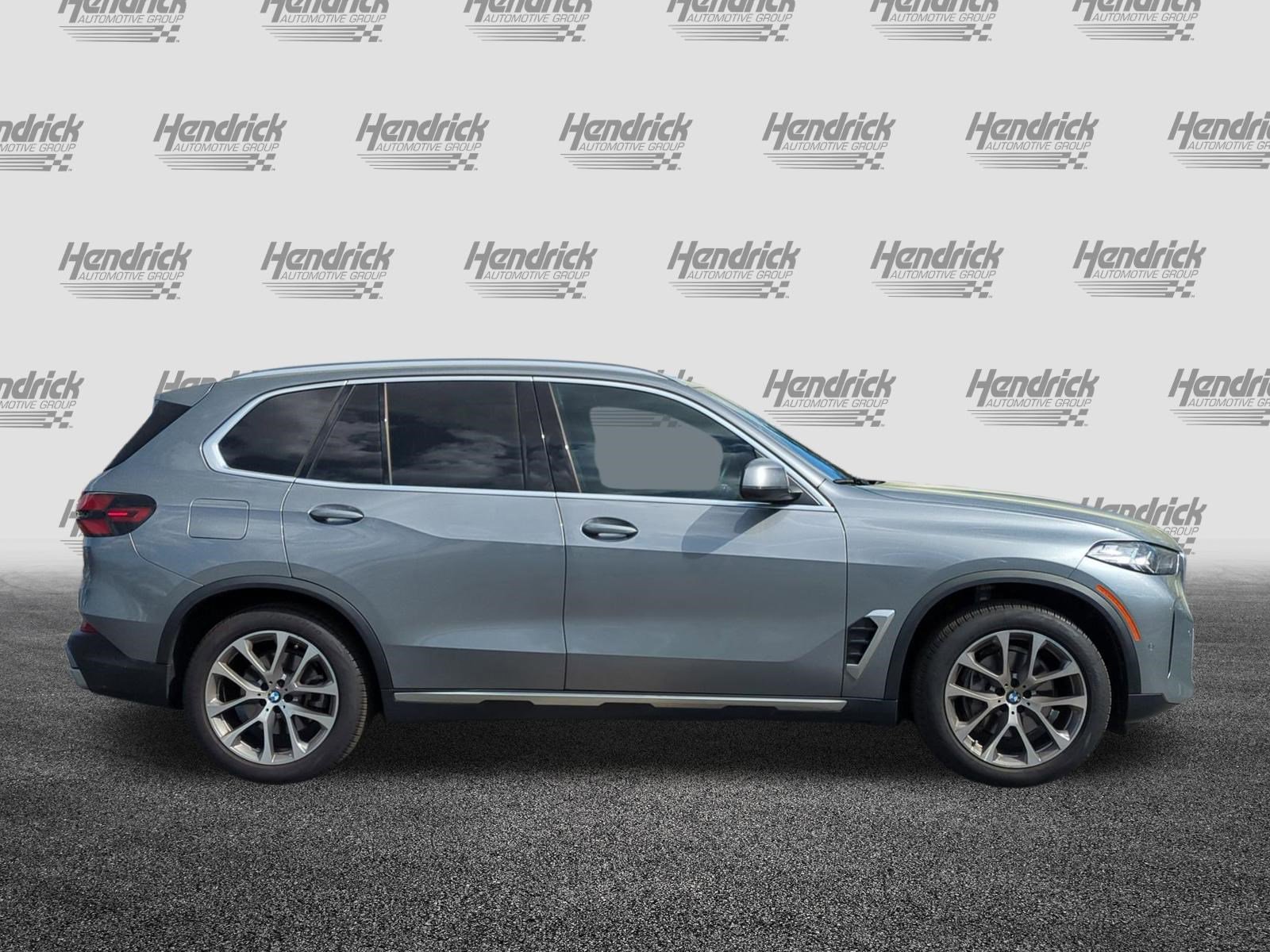 Certified 2024 BMW X5 xDrive40i image 11