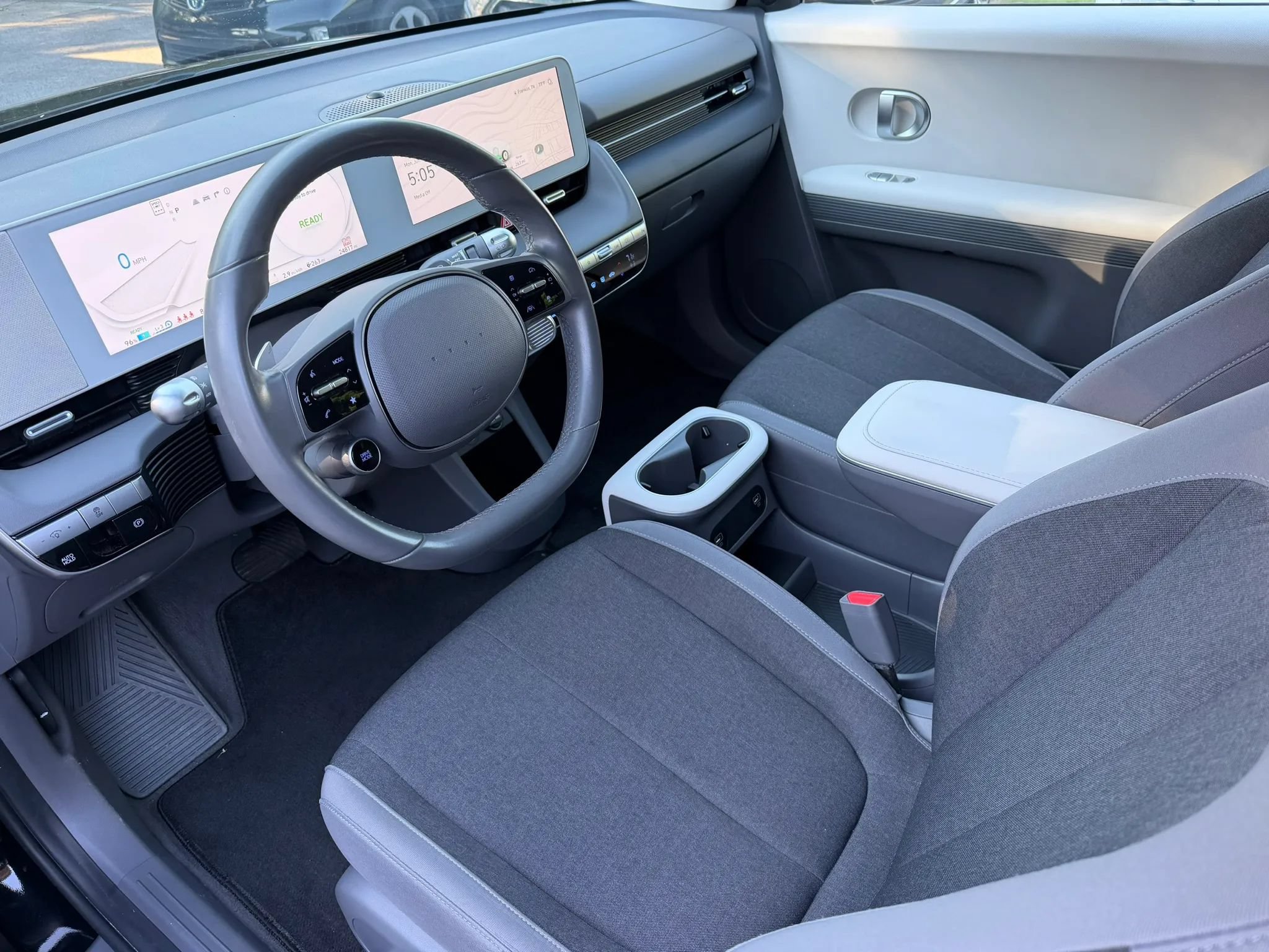 Used 2024 Hyundai Ioniq 5 SE RWD image 14