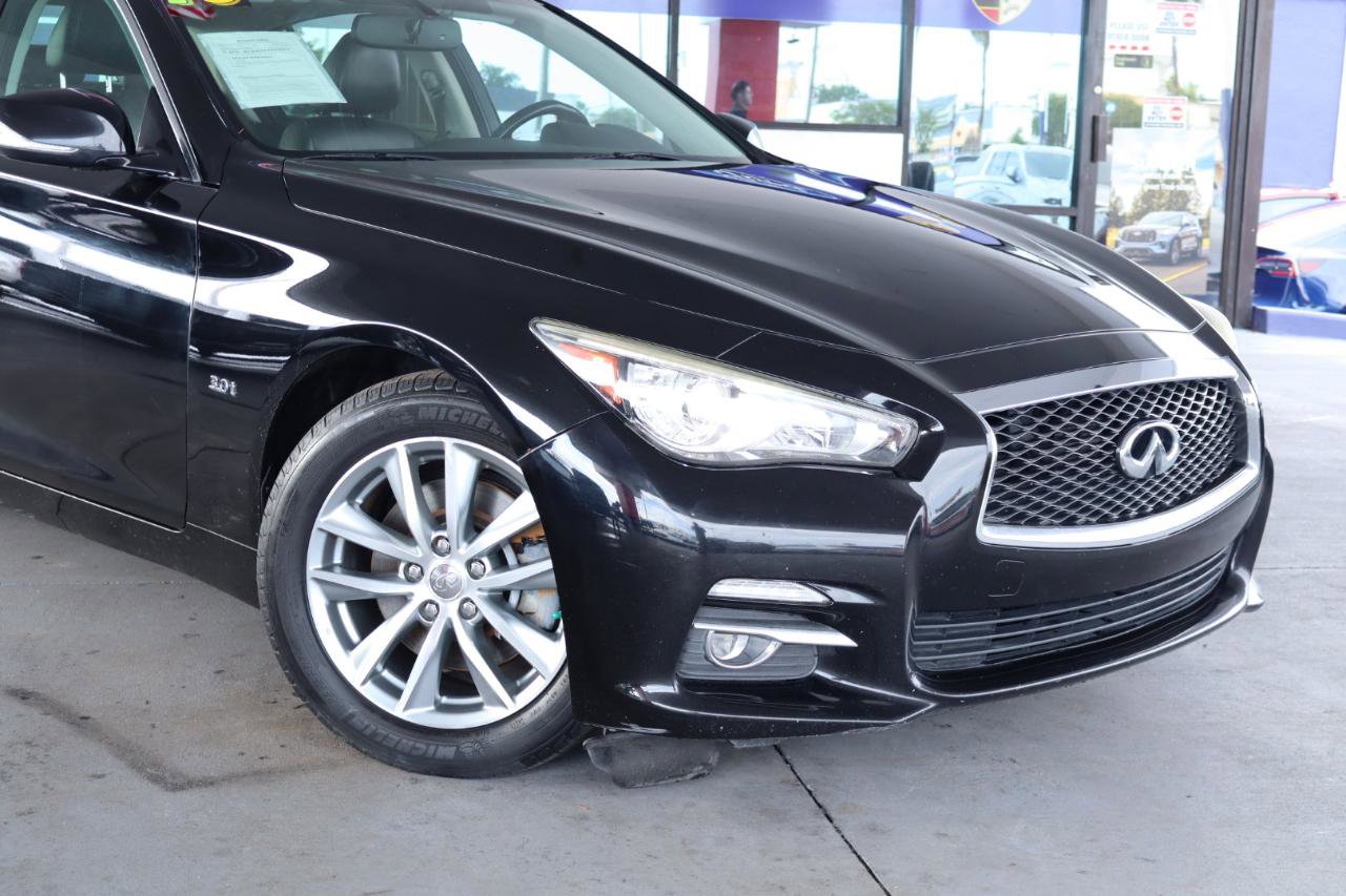 Used 2016 INFINITI Q50 3.0t Premium AWD/4WD image 2