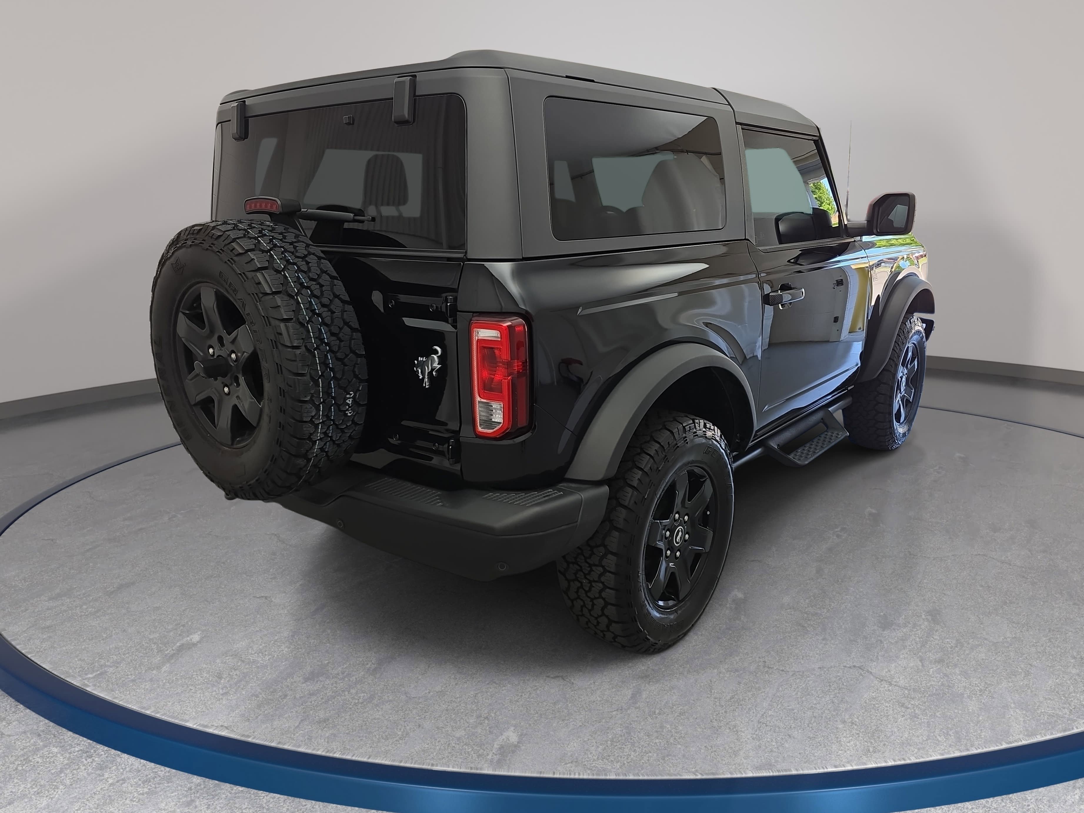 Used 2024 Ford Bronco Black Diamond AWD/4WD image 5