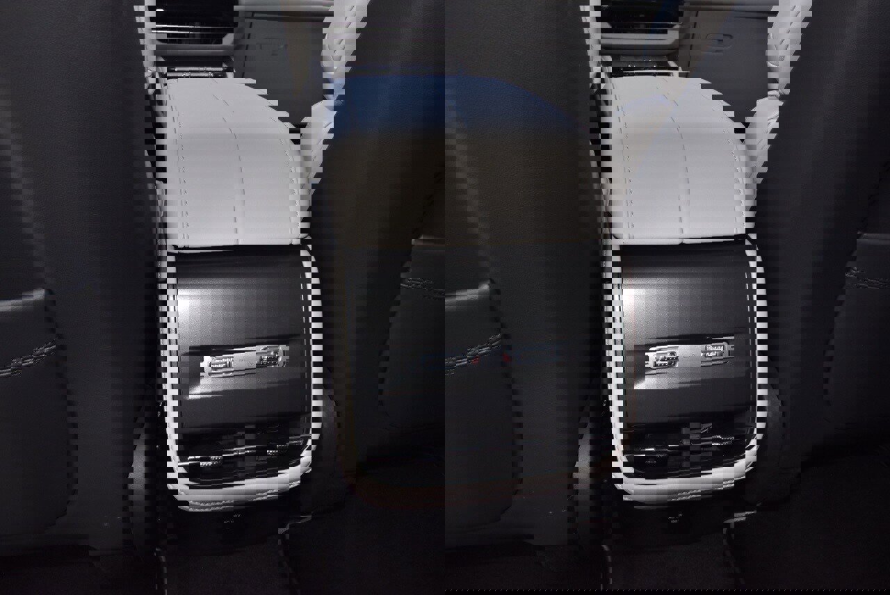 Certified 2026 Lincoln Nautilus Reserve image 18