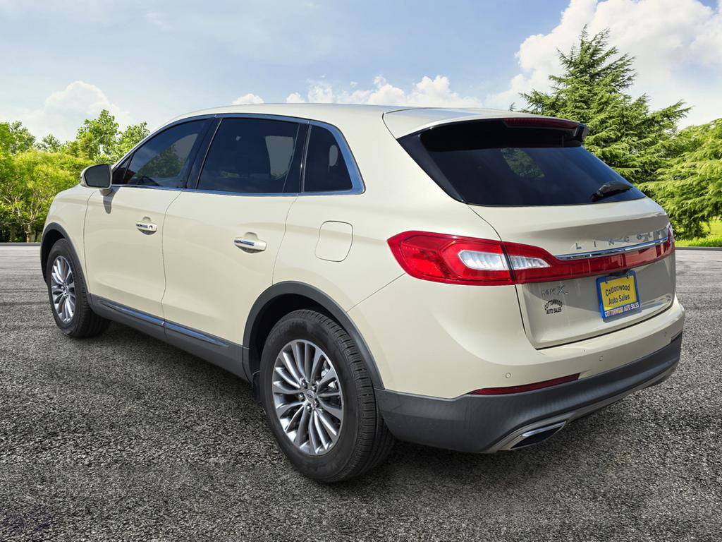 Used 2016 Lincoln MKX Select w/ Select Plus Package image 5