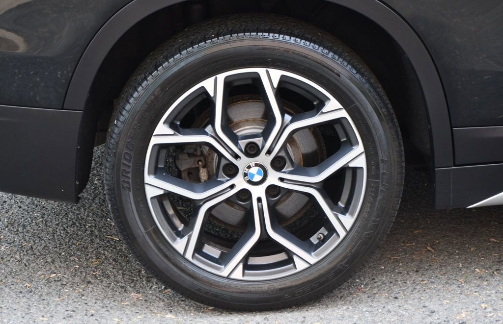 Used 2021 BMW X1 xDrive28i w/ Convenience Package image 11