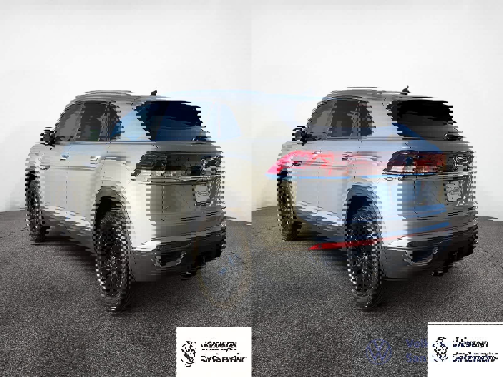 New 2026 Volkswagen Atlas Cross Sport SE image 3