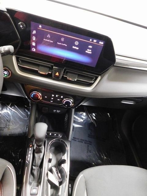 Used 2025 Chevrolet TrailBlazer LT image 31