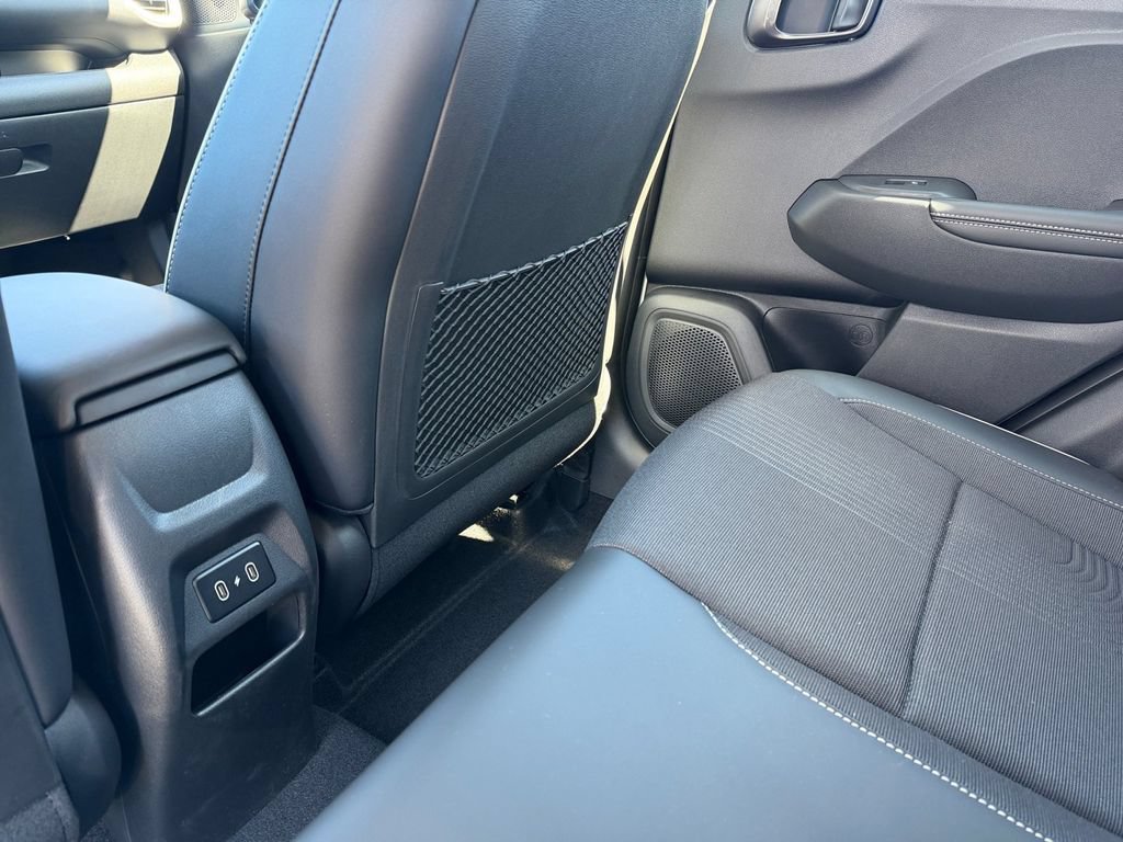 New 2026 Hyundai Venue SEL FWD image 13