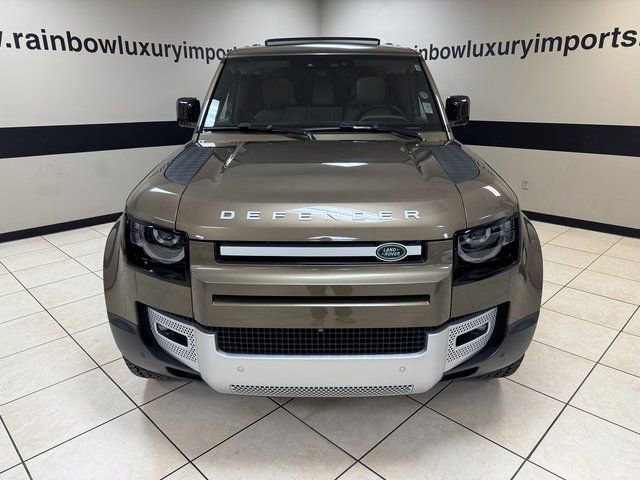 Used 2024 Land Rover Defender 130 S AWD/4WD image 2
