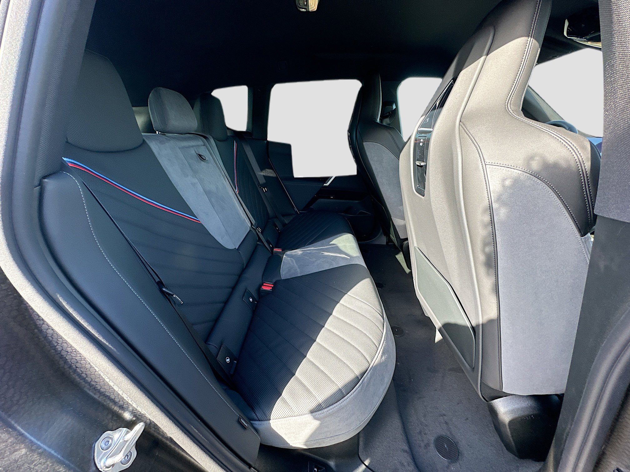 New 2026 BMW iX xDrive45 image 21