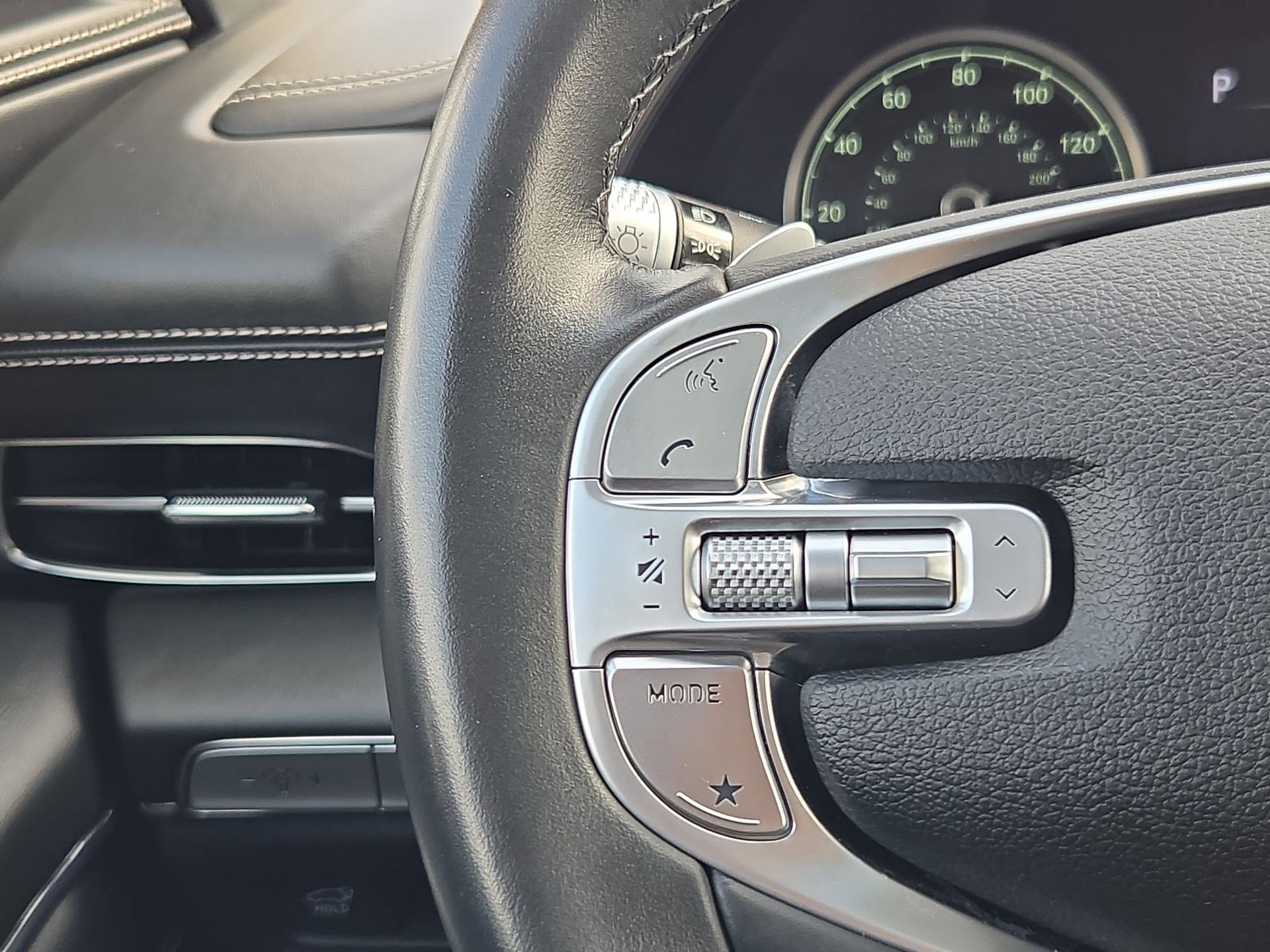 Used 2023 Genesis GV80 3.5T Advanced + image 19