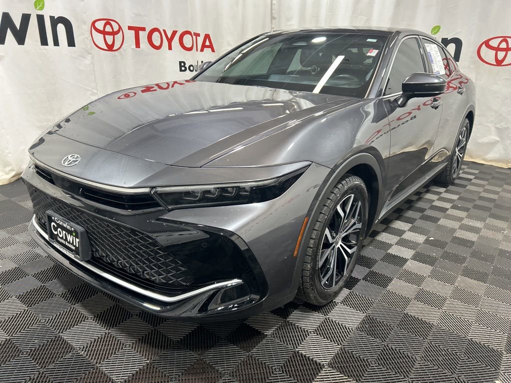 Used 2023 Toyota Crown Limited AWD/4WD image 3