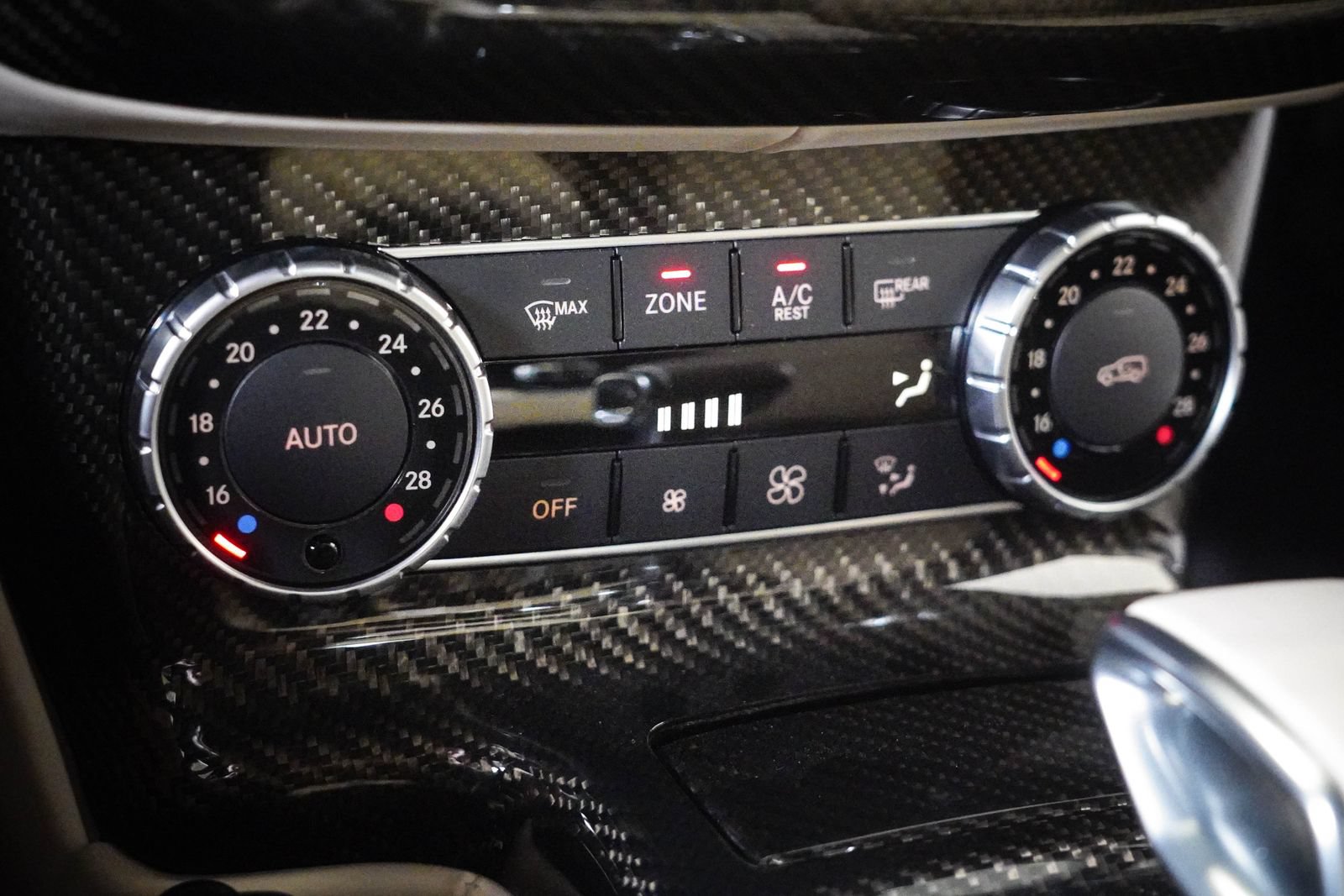Used 2018 Mercedes-Benz Other Mercedes-Benz Models image 42