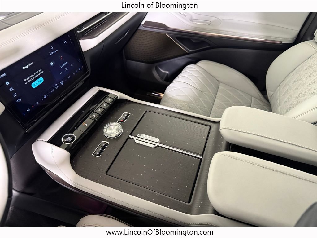 New 2025 Lincoln Navigator L Black Label AWD/4WD image 22
