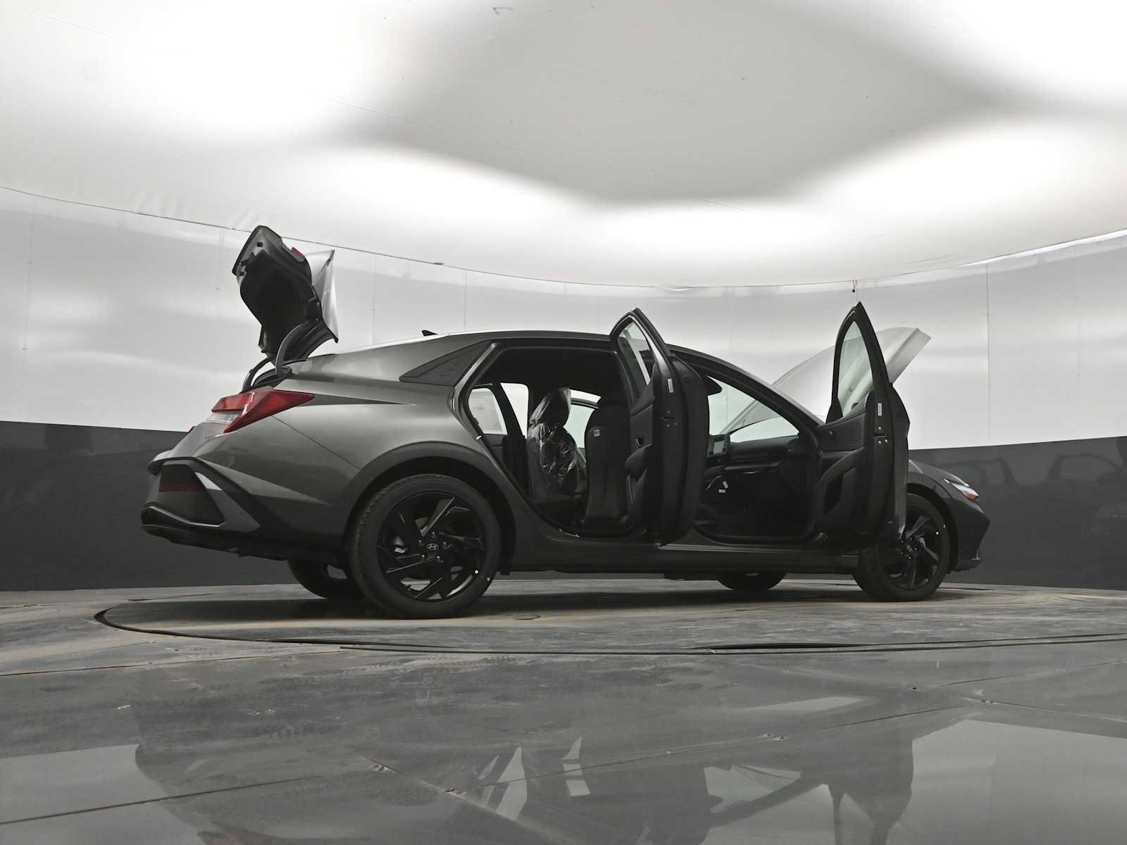 New 2026 Hyundai Elantra Sport FWD image 44