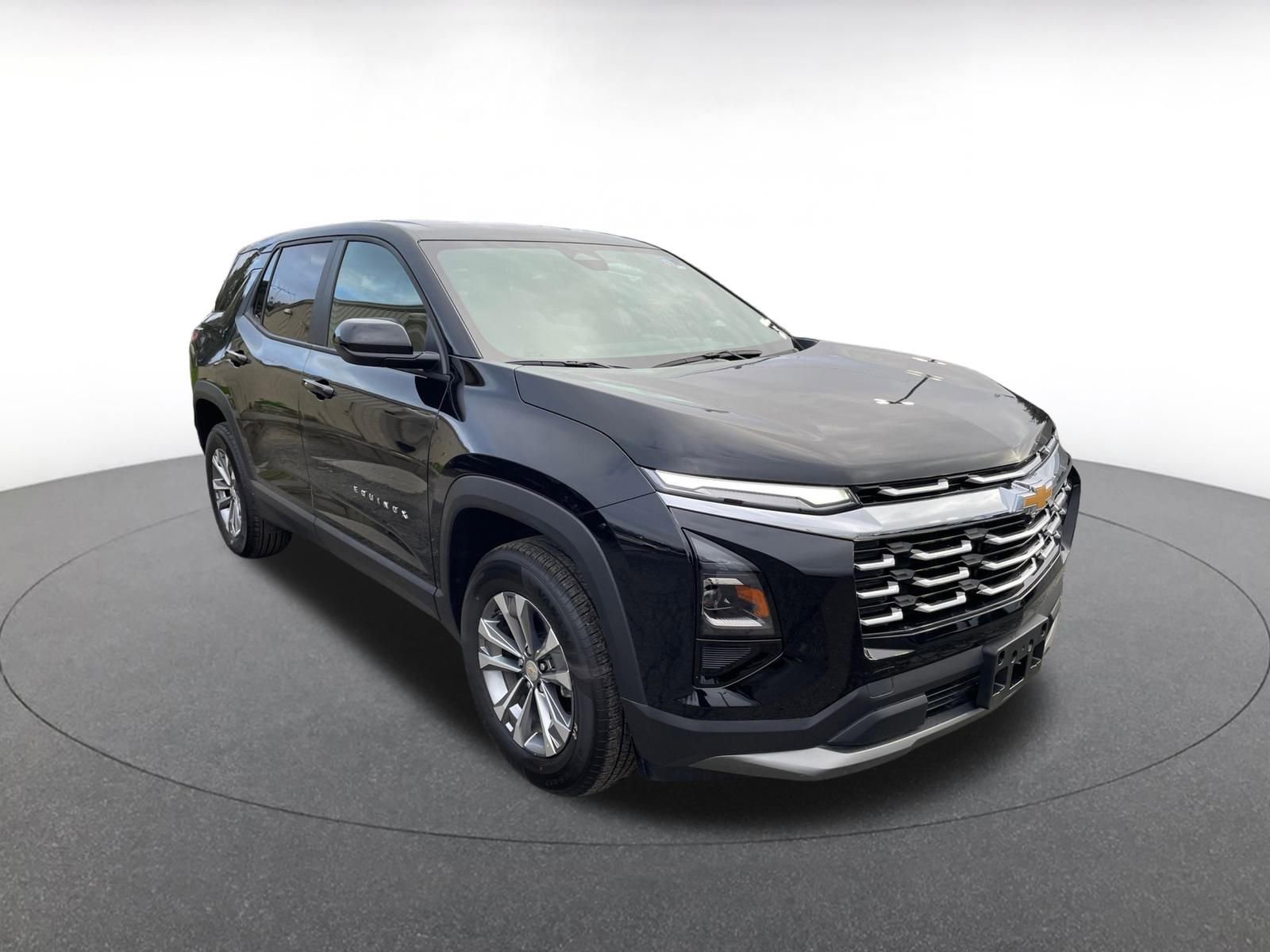 Used 2025 Chevrolet Equinox LT image 4