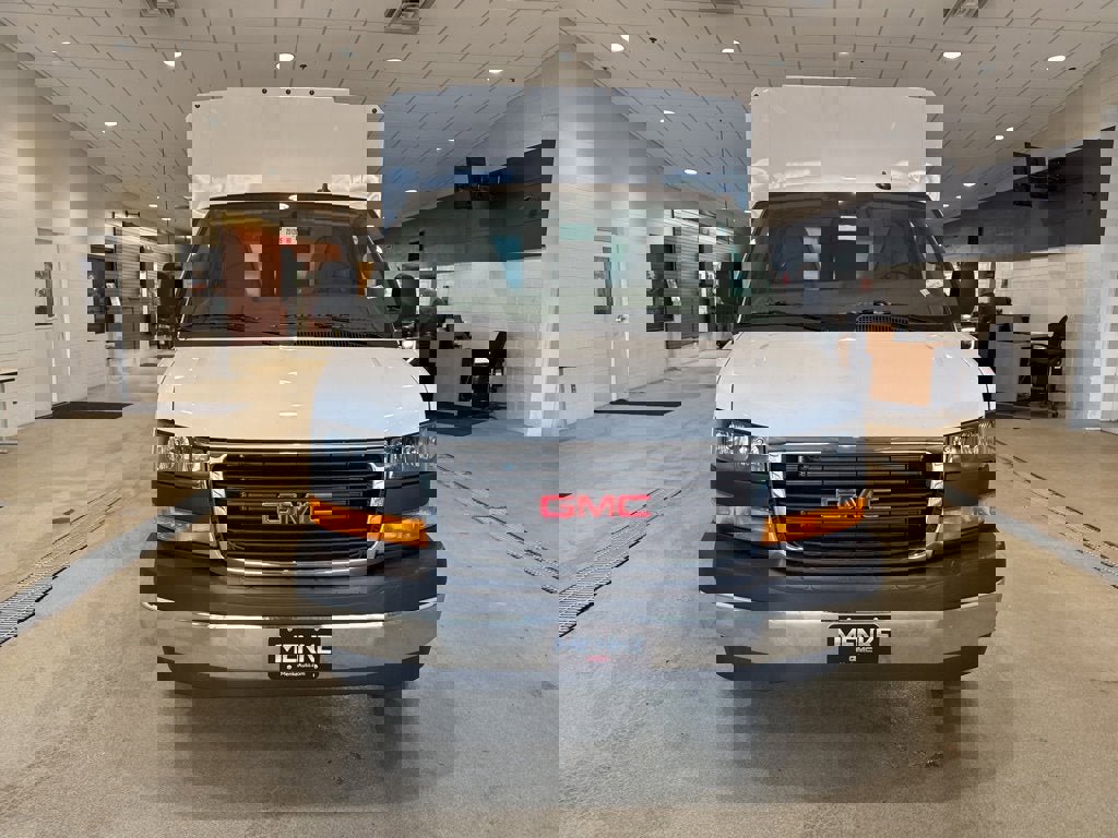 New 2025 GMC Savana 3500 w/ Power Convenience Package image 3
