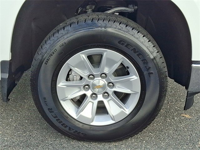 Certified 2025 Chevrolet Silverado 1500 W/T w/ WT Value Package image 8