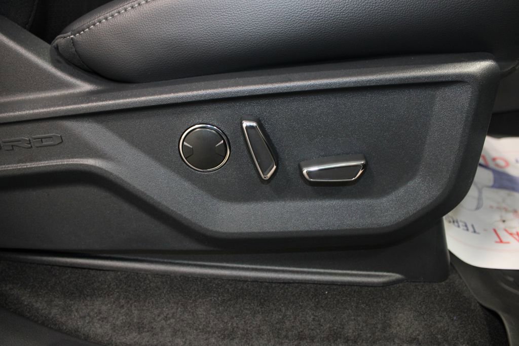 New 2026 Ford F150 Lariat w/ Equipment Group 502A High image 35