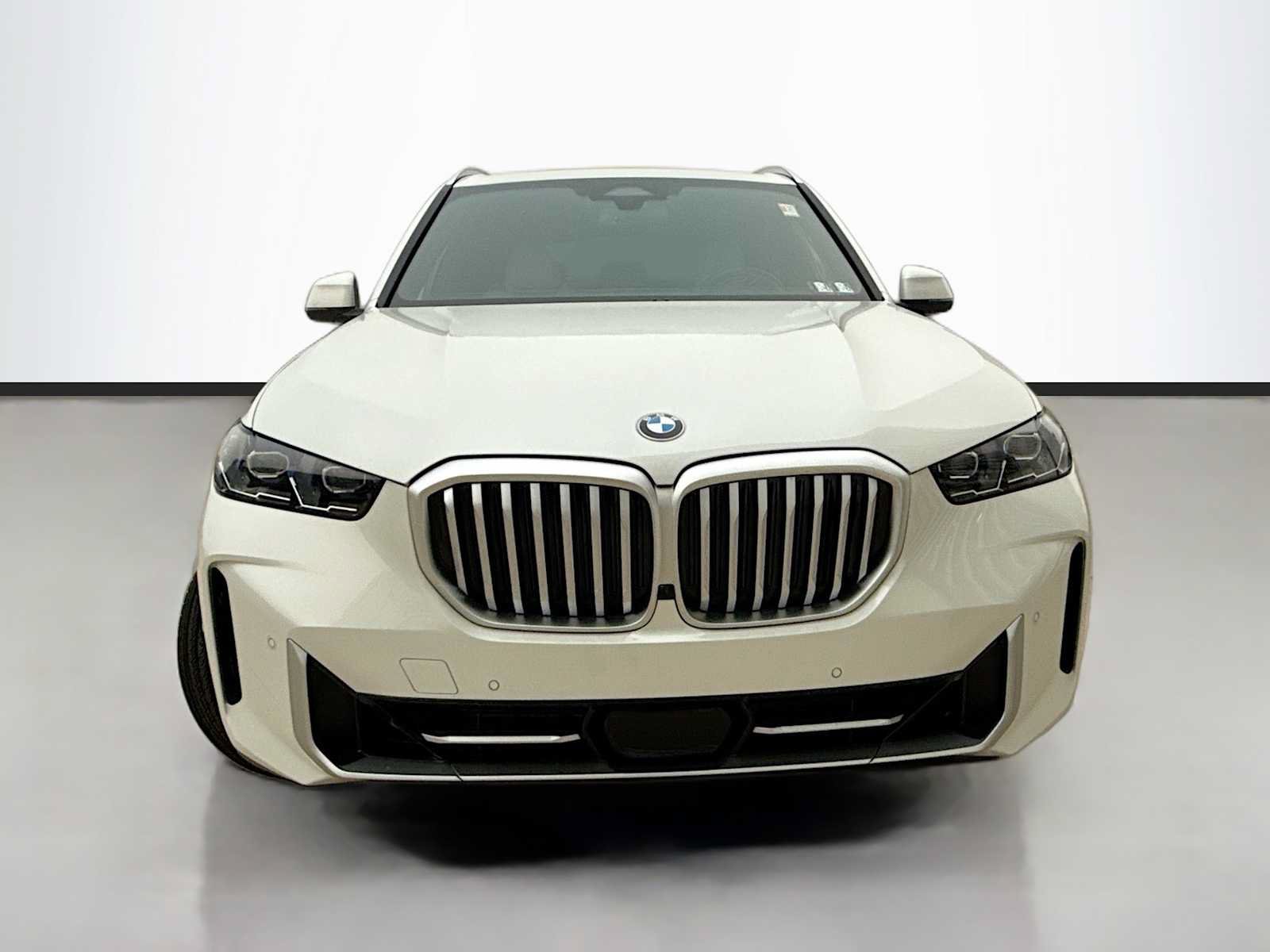 Used 2026 BMW X5 xDrive40i AWD/4WD image 2