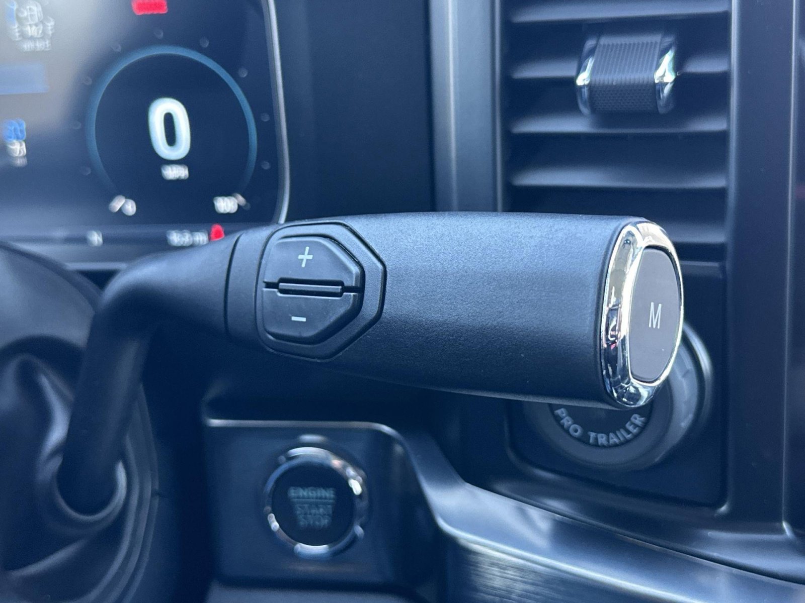 New 2025 Ford F250 Lariat w/ Lariat Ultimate Package image 30