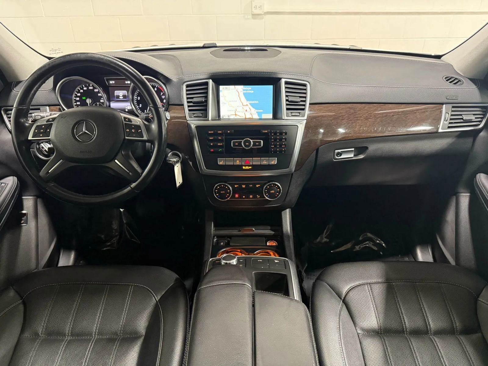 Used 2014 Mercedes-Benz GL 450 4MATIC image 18