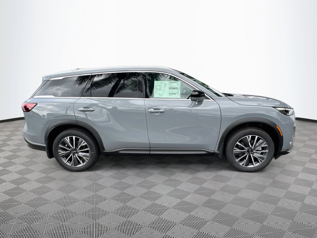 New 2027 INFINITI QX60 Luxe w/ Cargo Package FWD image 4