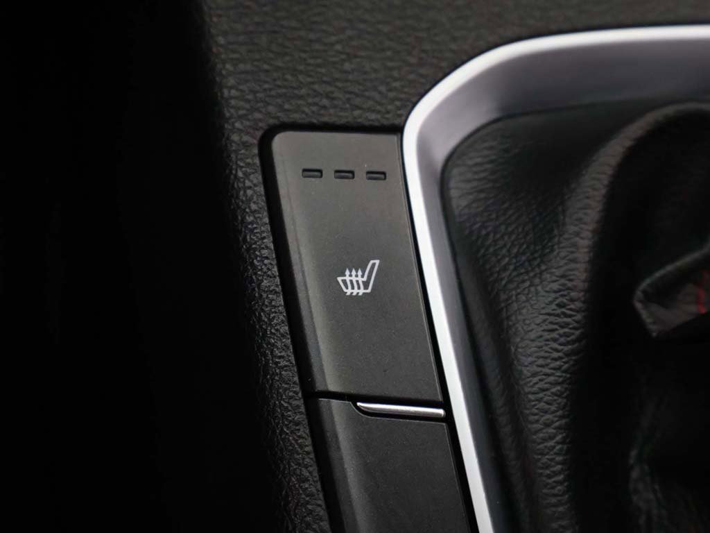 Used 2018 Hyundai Elantra GT Sport image 45