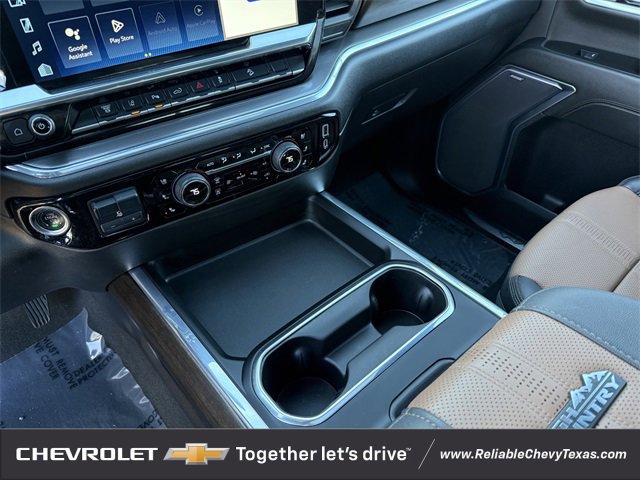 Certified 2025 Chevrolet Silverado 2500 High Country w/ Technology Package image 18