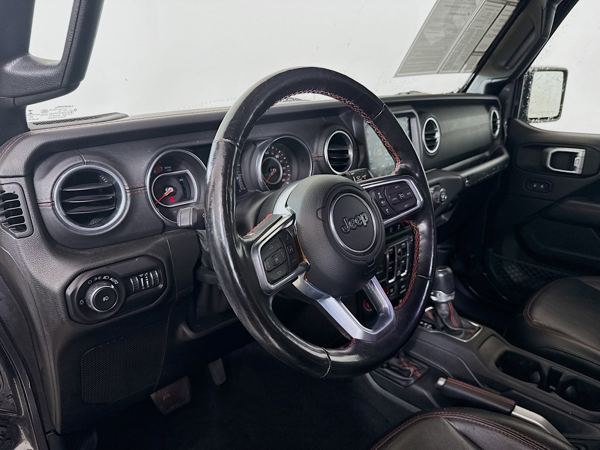 Used 2020 Jeep Wrangler Unlimited Rubicon w/ Quick Order Package 28Y Recon AWD/4WD image 9