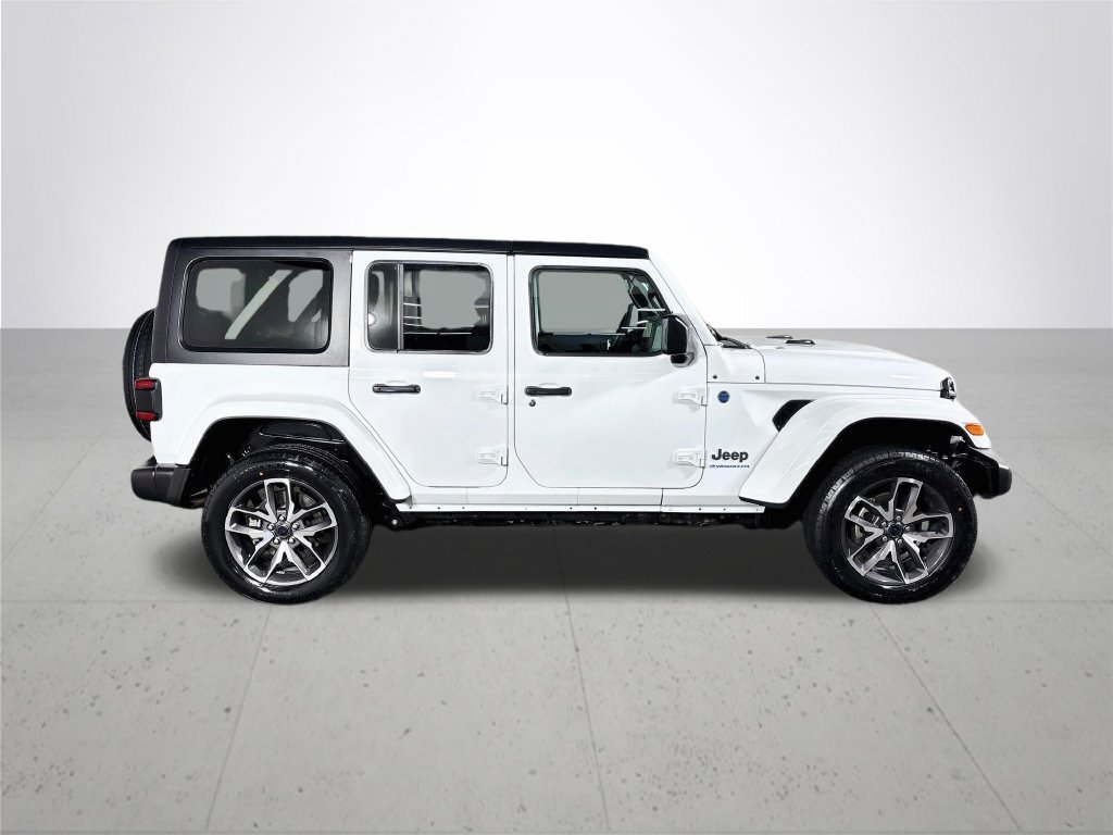 Certified 2024 Jeep Wrangler Unlimited w/ Convenience Group AWD/4WD image 6