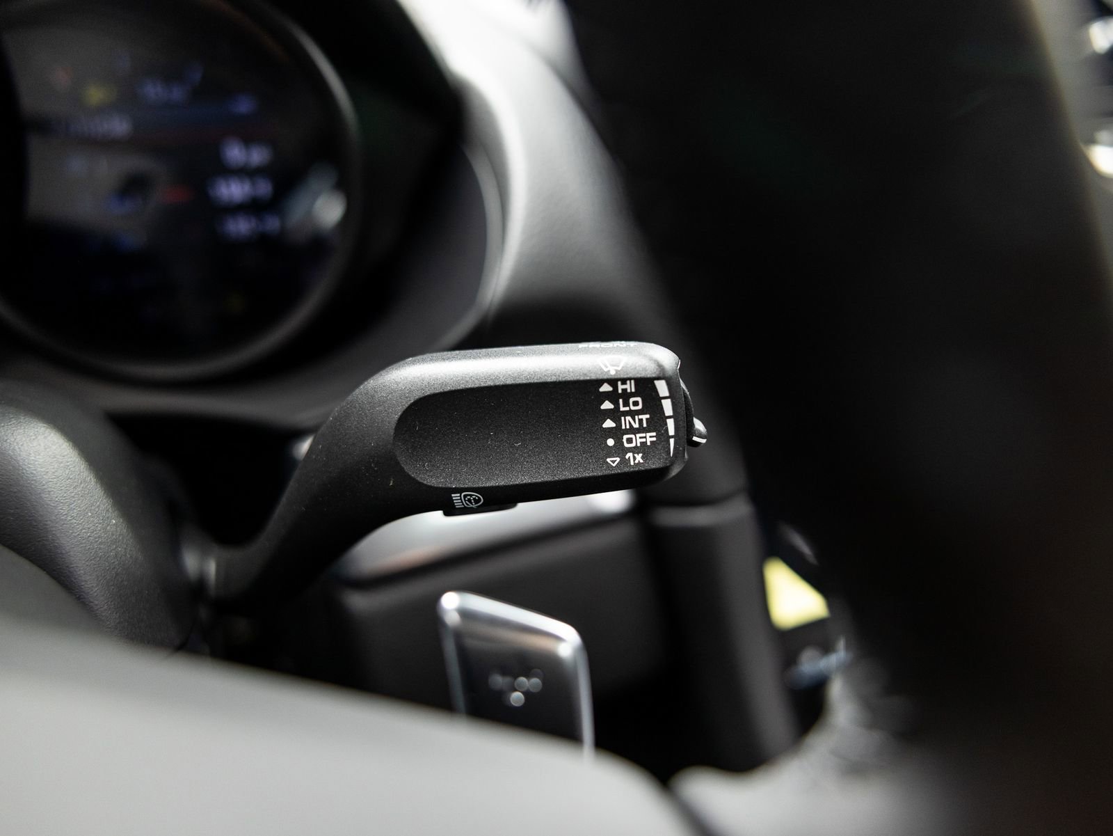 Certified 2025 Porsche 718 Cayman RWD image 39