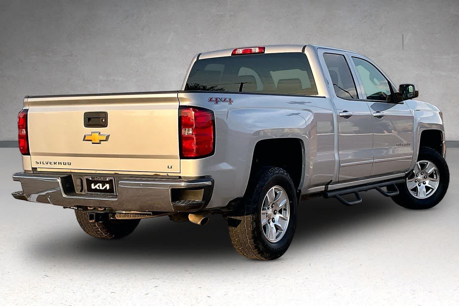 Used 2016 Chevrolet Silverado 1500 LT AWD/4WD image 21