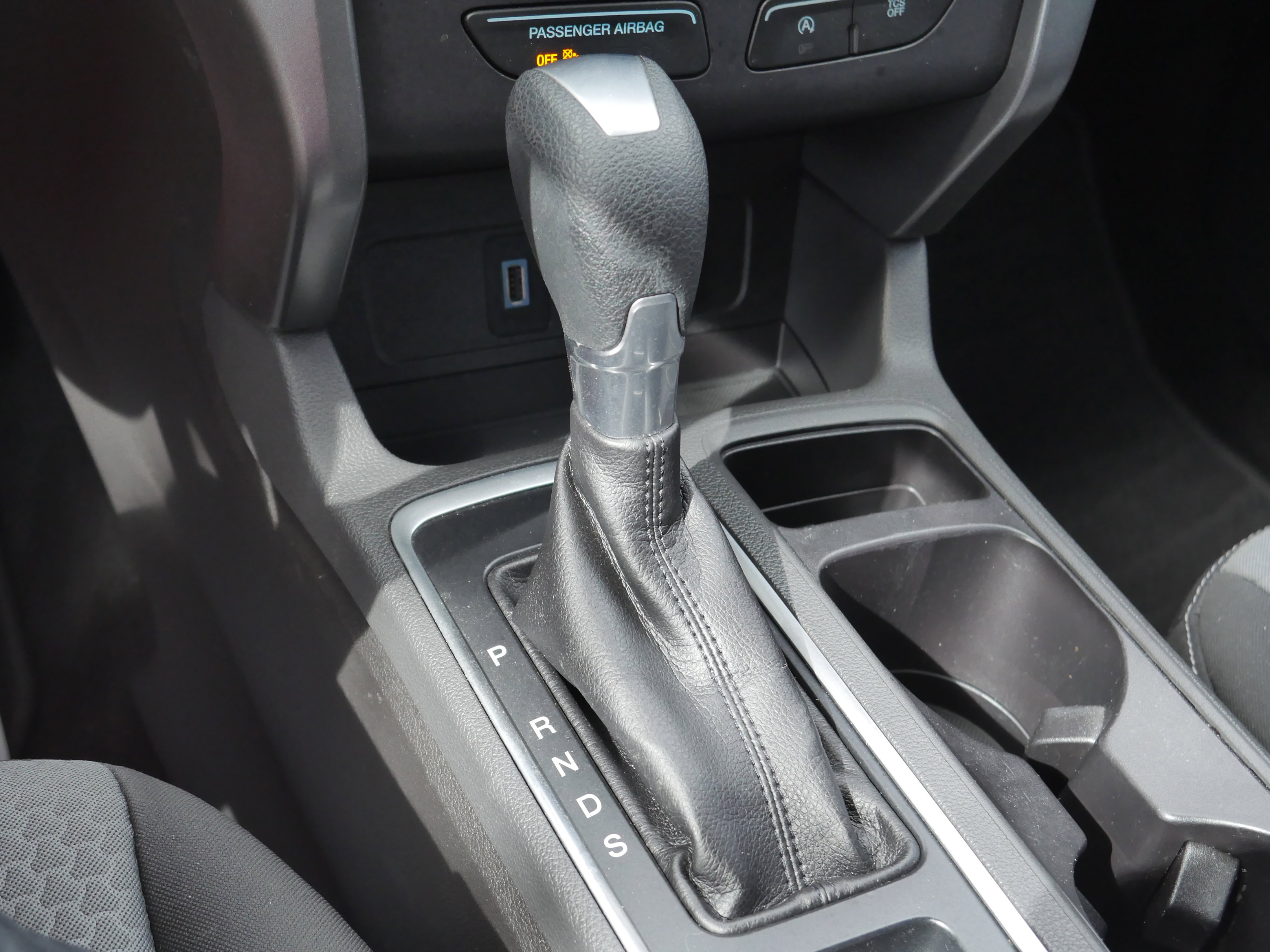 Used 2017 Ford Escape SE image 14