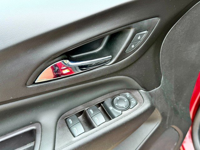 Certified 2021 Chevrolet Equinox LT image 11