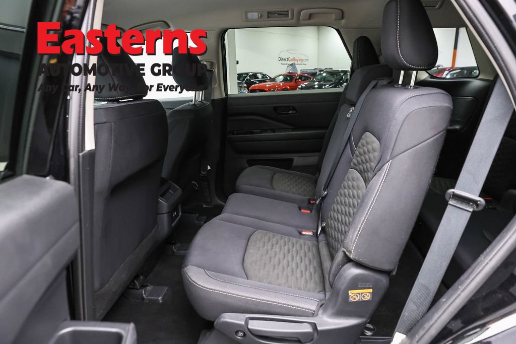 Used 2024 Nissan Pathfinder S AWD/4WD image 22