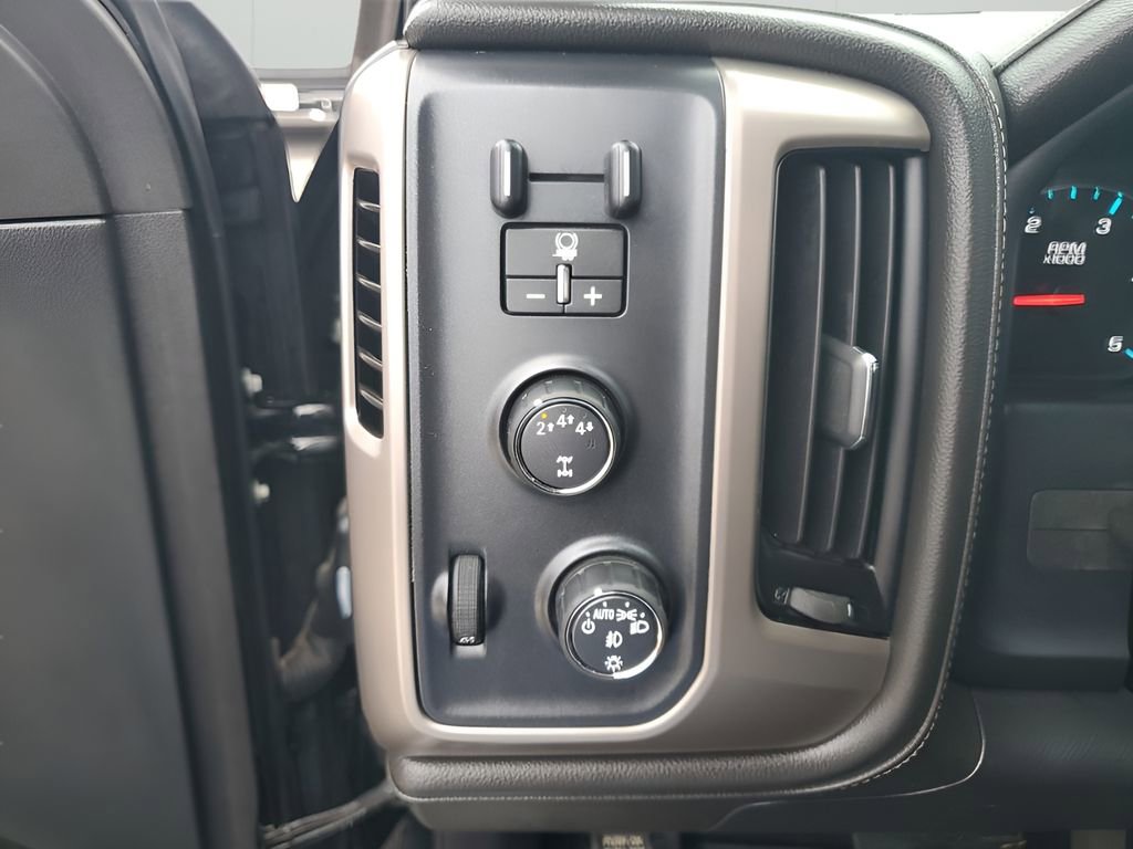 Used 2019 GMC Sierra 2500 Denali w/ Duramax Plus Package image 32