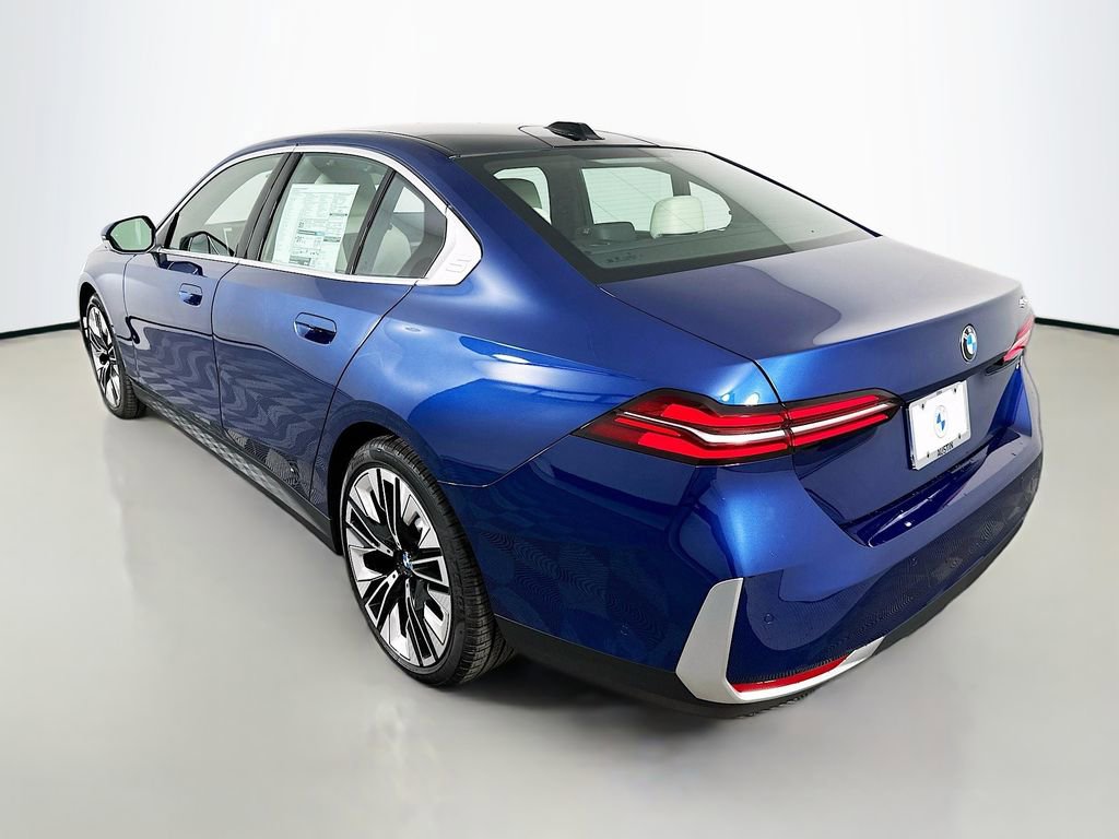 New 2026 BMW 530i w/ Executive Package image 7