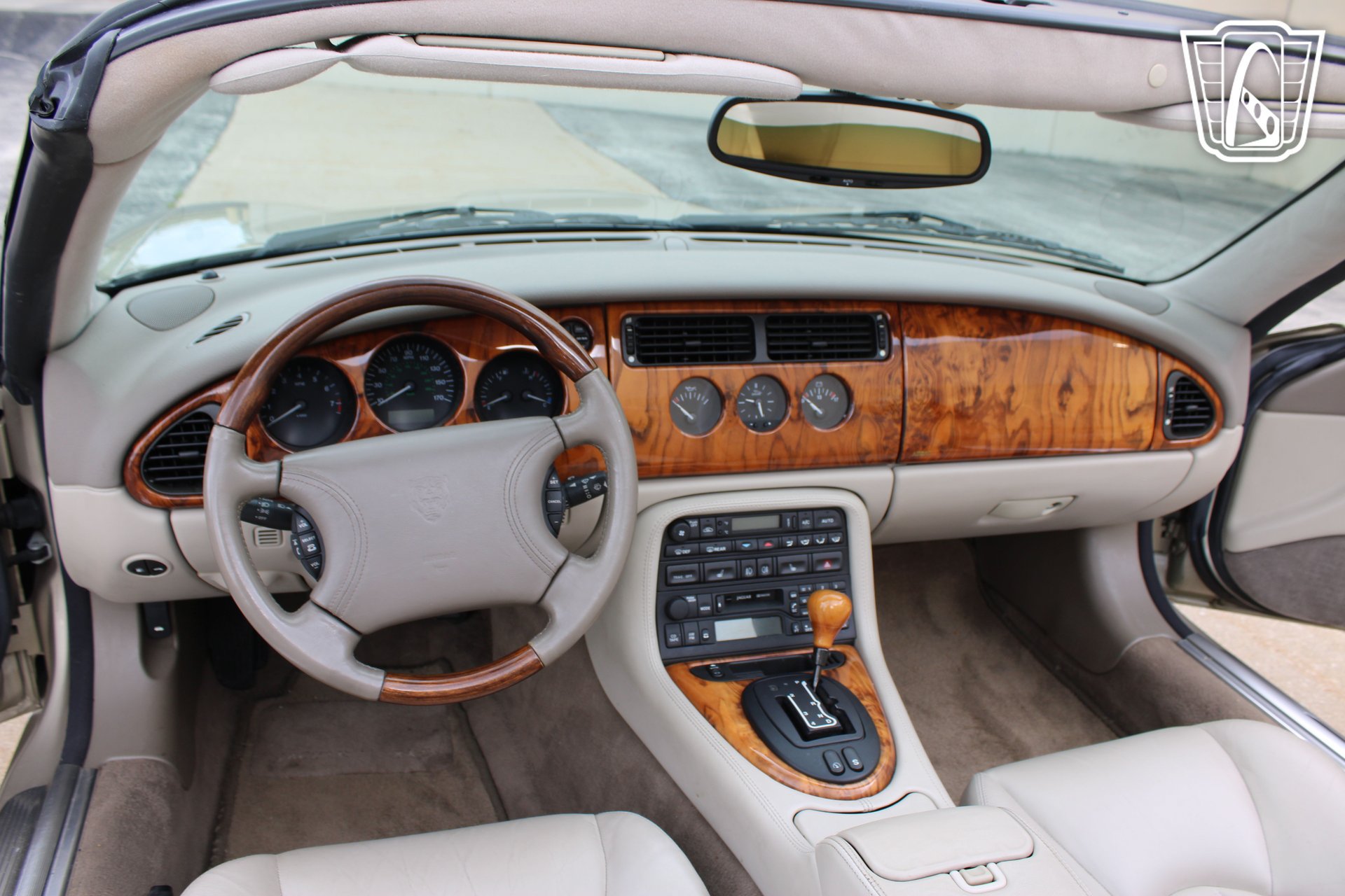 Used 1999 Jaguar XK8 Convertible RWD image 13