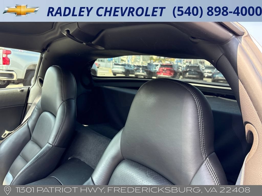 Used 2008 Chevrolet Corvette Coupe w/ Preferred Equipment Group RWD image 2