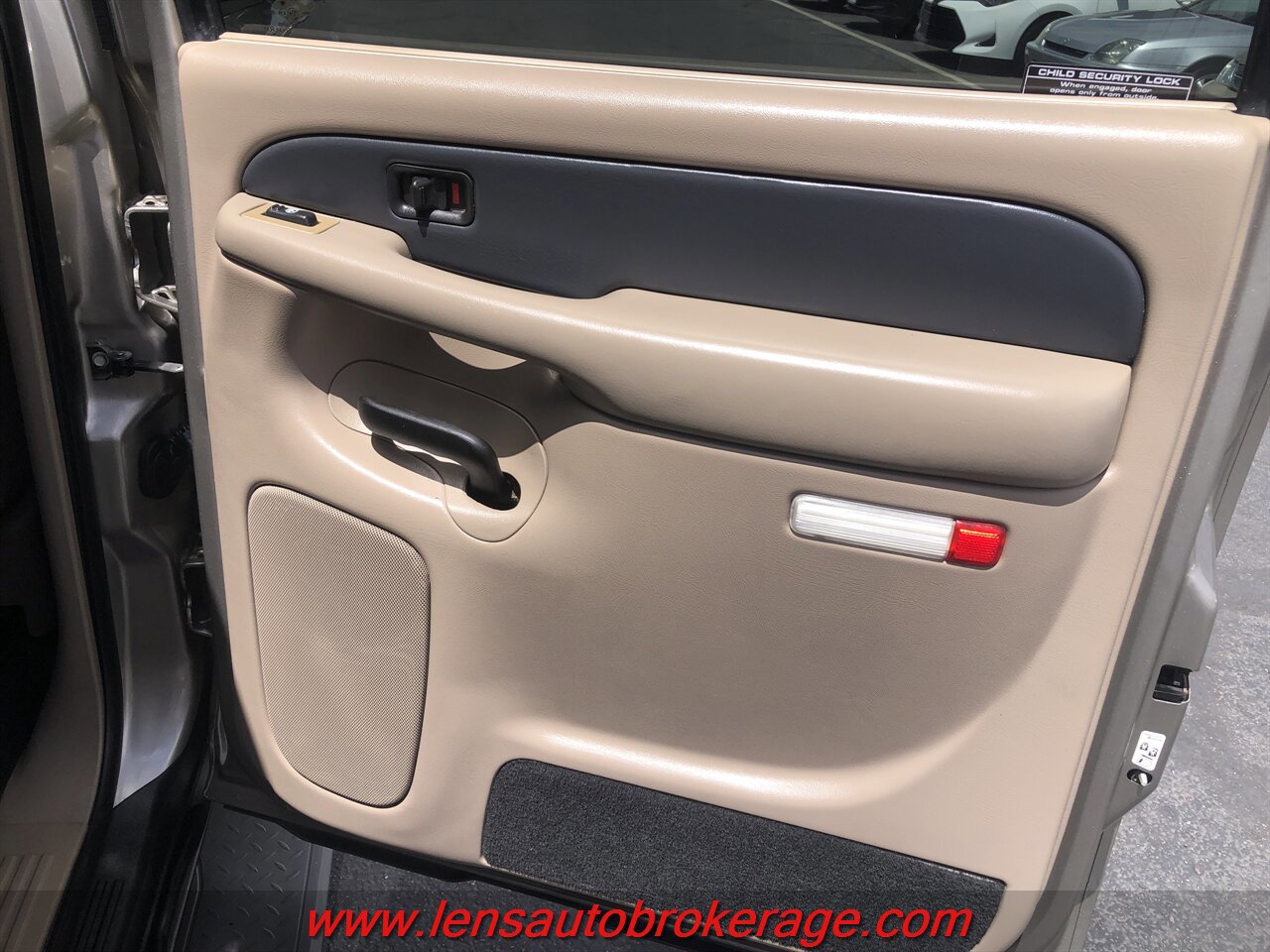 Used 2002 Chevrolet Avalanche 4x4 w/ Off-Road Suspension Pkg image 19