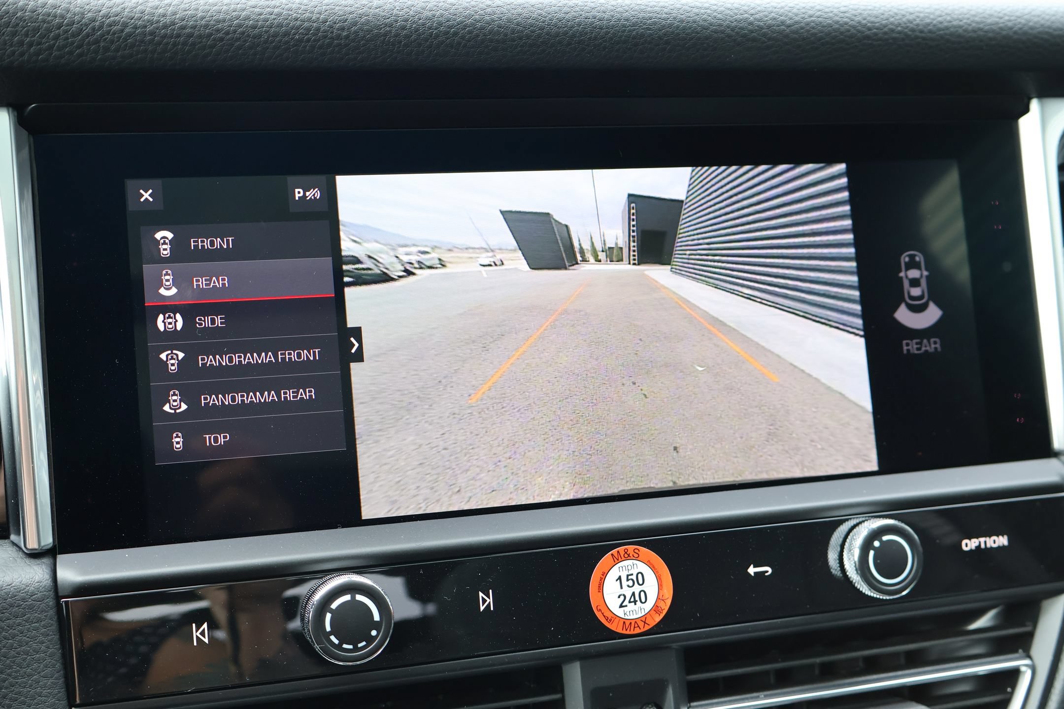 New 2026 Porsche Macan AWD/4WD image 19