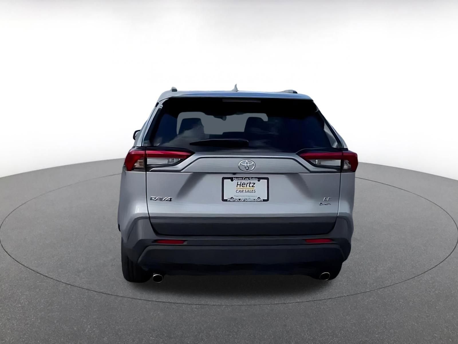 Used 2025 Toyota RAV4 LE image 12