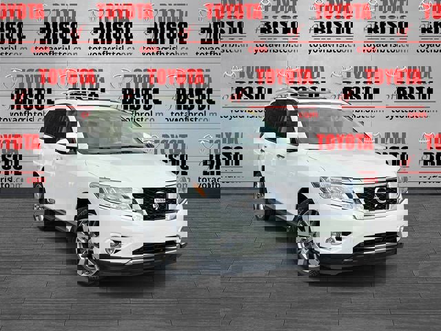 Used 2015 Nissan Pathfinder Platinum w/ Family Entertainment Package image 1