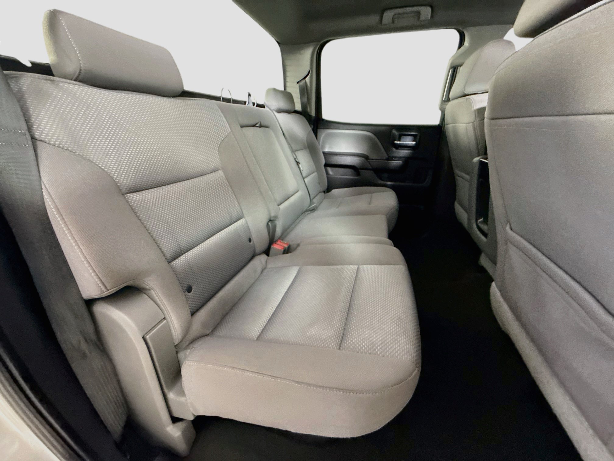 Used 2018 Chevrolet Silverado 1500 Custom w/ Custom Value Package RWD image 27