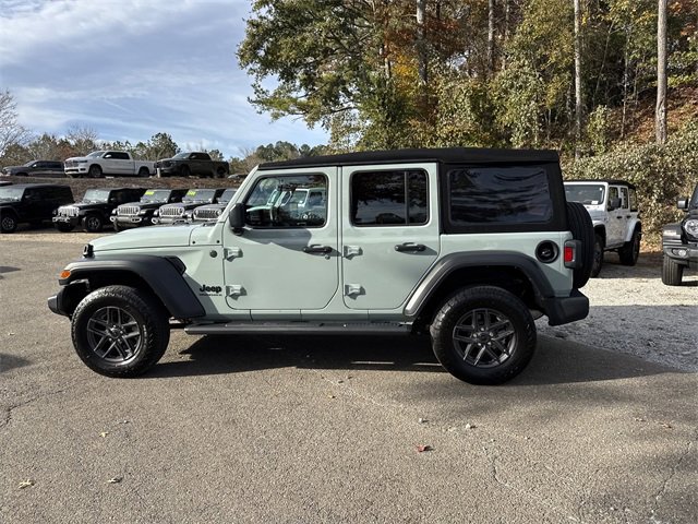 Used 2024 Jeep Wrangler Sport image 8