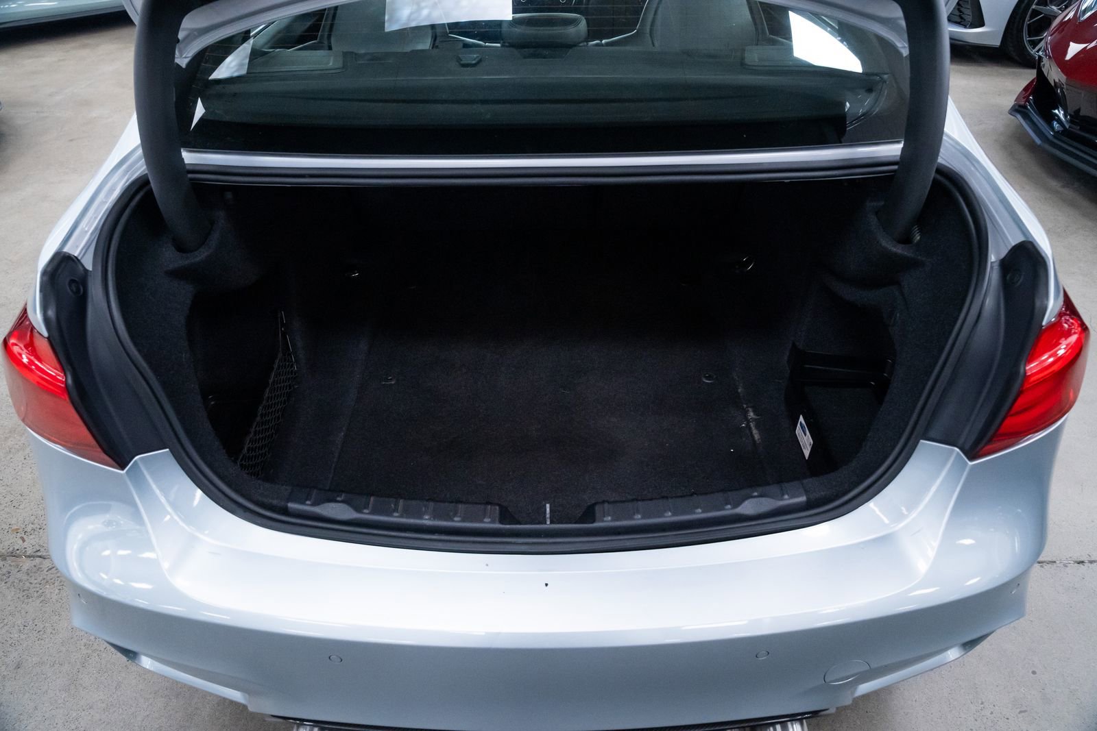 Used 2016 BMW M3 RWD image 9