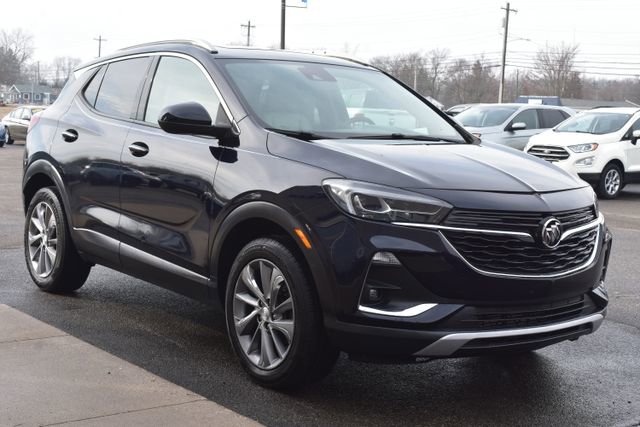 Used 2020 Buick Encore GX Essence w/ Experience Buick Package image 7