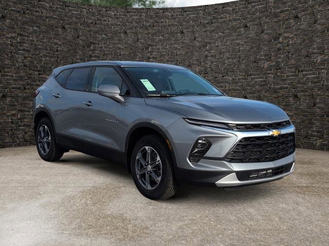 New 2026 Chevrolet Blazer LT image 2