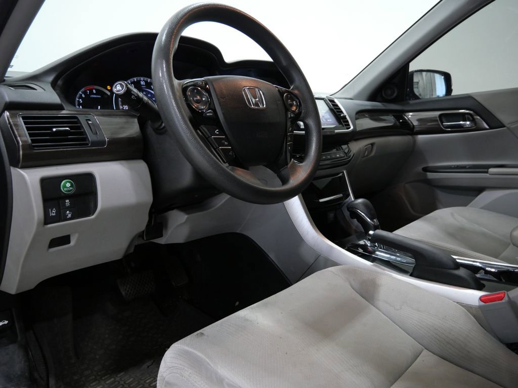 Used 2016 Honda Accord EX image 12