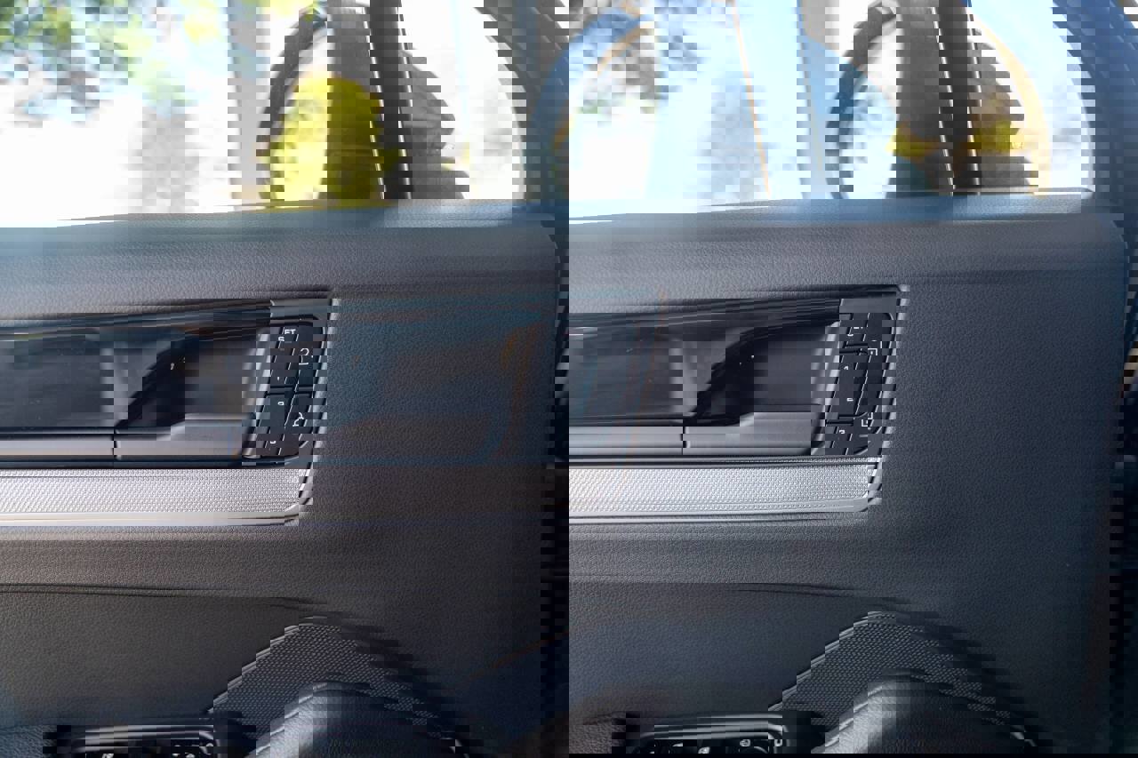 New 2026 Porsche Cayenne S image 24